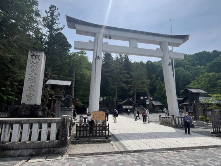 諏訪大社にお参りに行きました